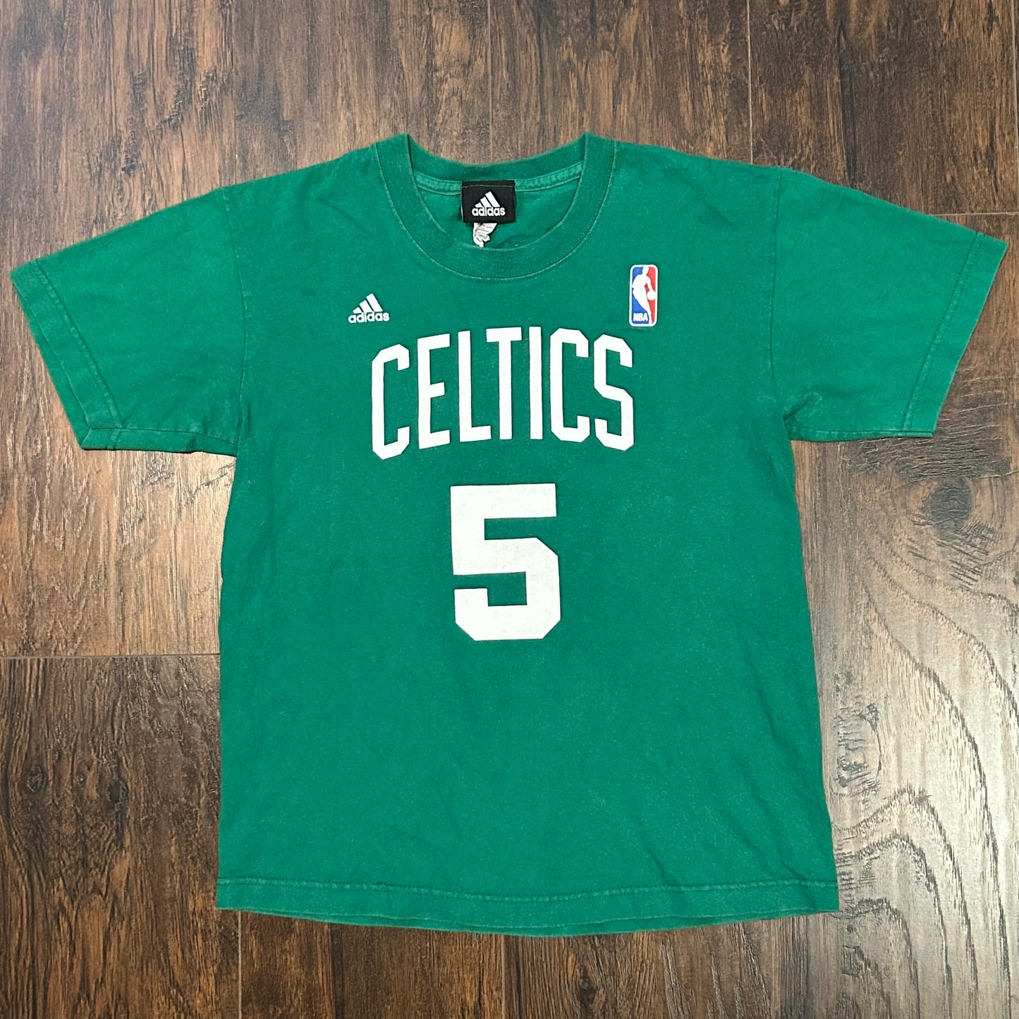 Adidas Boston Celtics NBA Green Shirt Jersey Kevin Garnett #5 Size Medium Youth