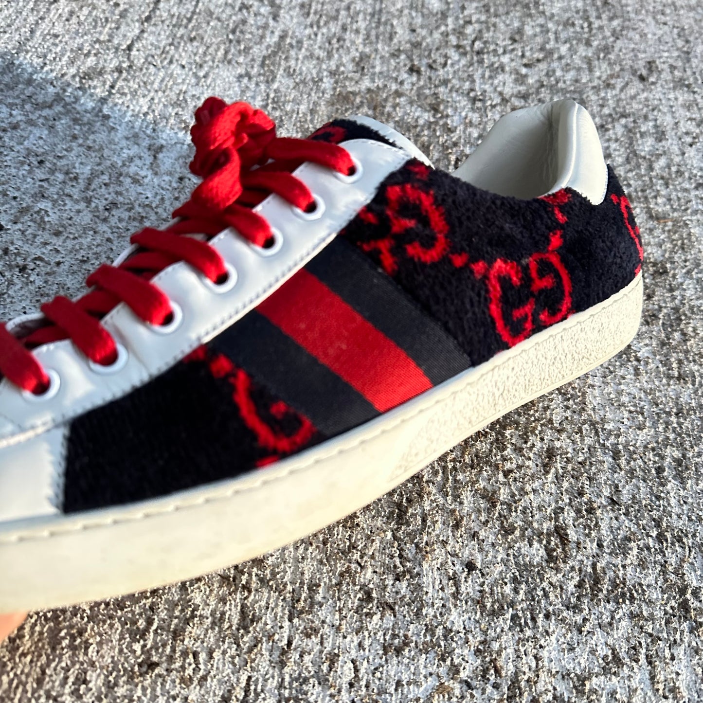 Gucci Navy Red Size 10