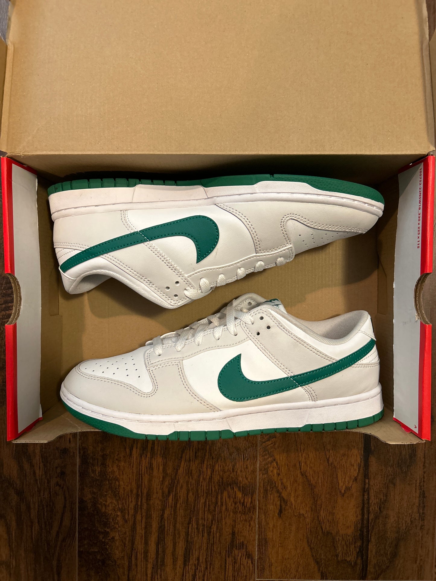 White Green Dunk Low Size 10.5