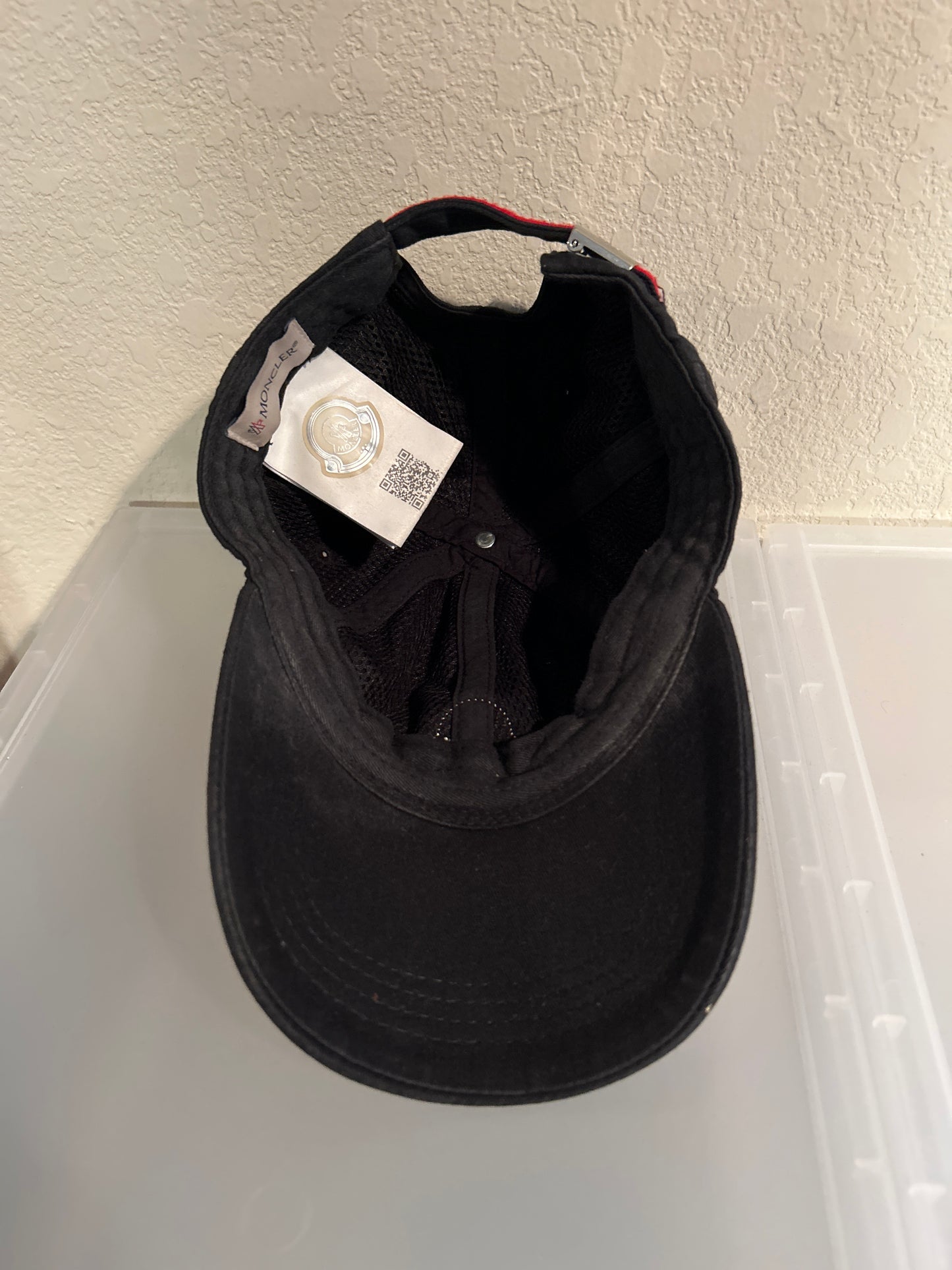 Moncler Black Hat