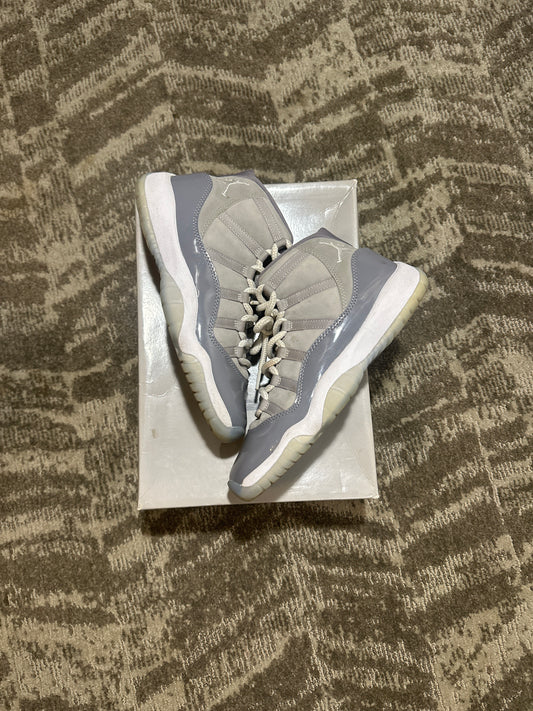 AJ11 Cool Grey Size 5.5Y