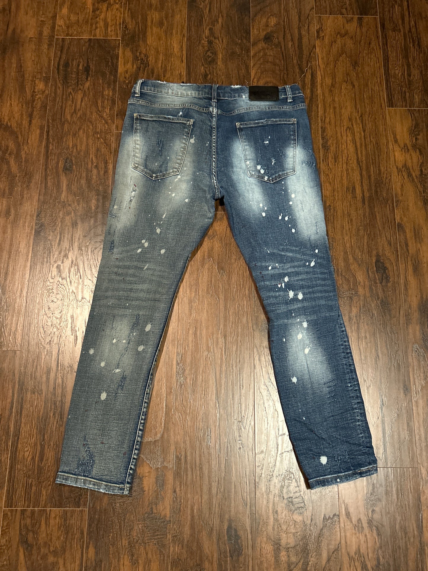 Valabasas Blue Jeans Size 40 NEW