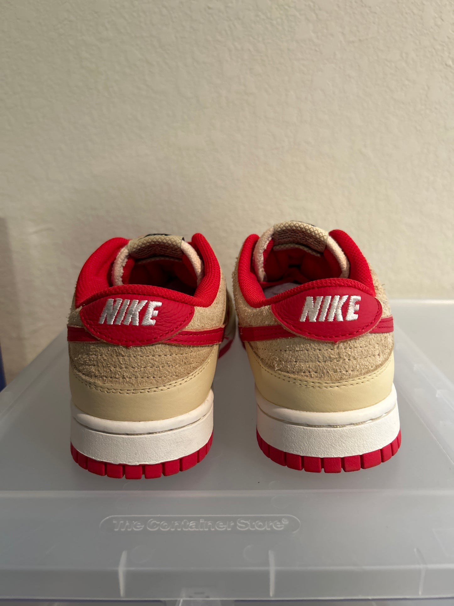 Nike Dunk Low Strawberry Waffle Size 8