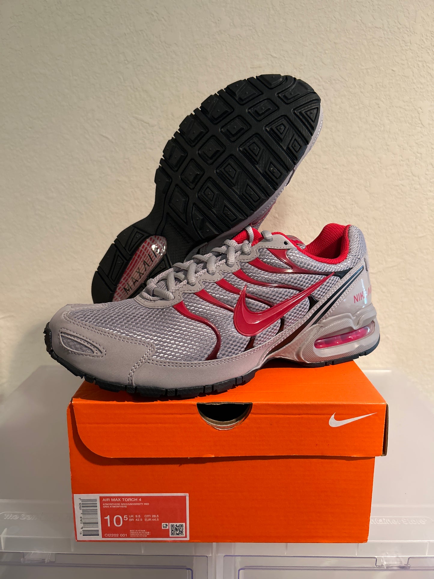 Air Max Torch 4 Grey Red Size 10.5 NEW