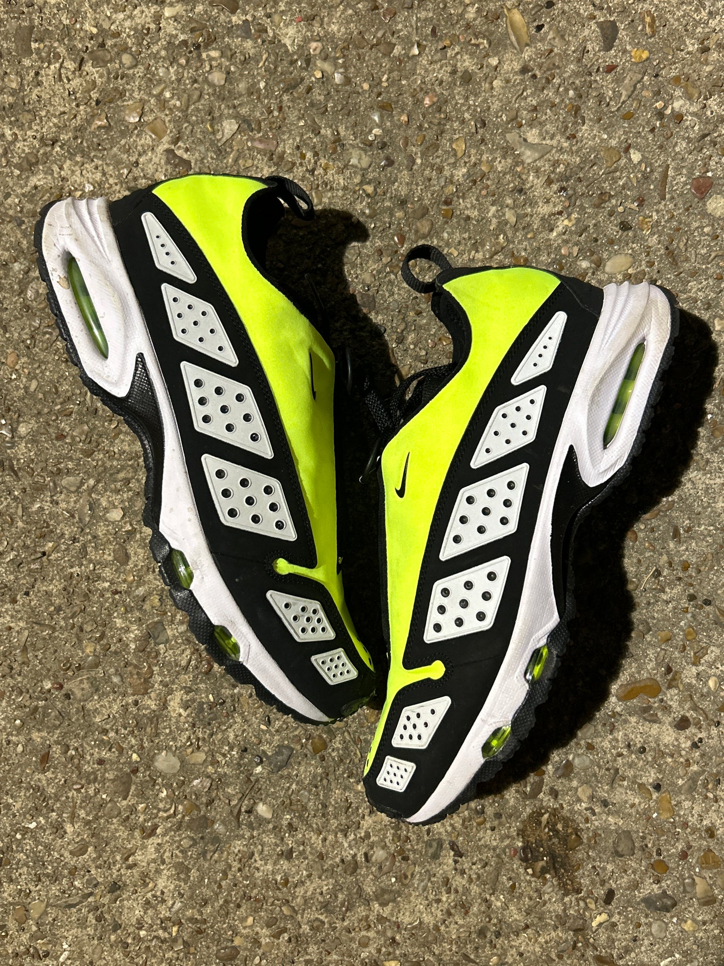 Nike Neon Green Air Max Size 12W/10.5M