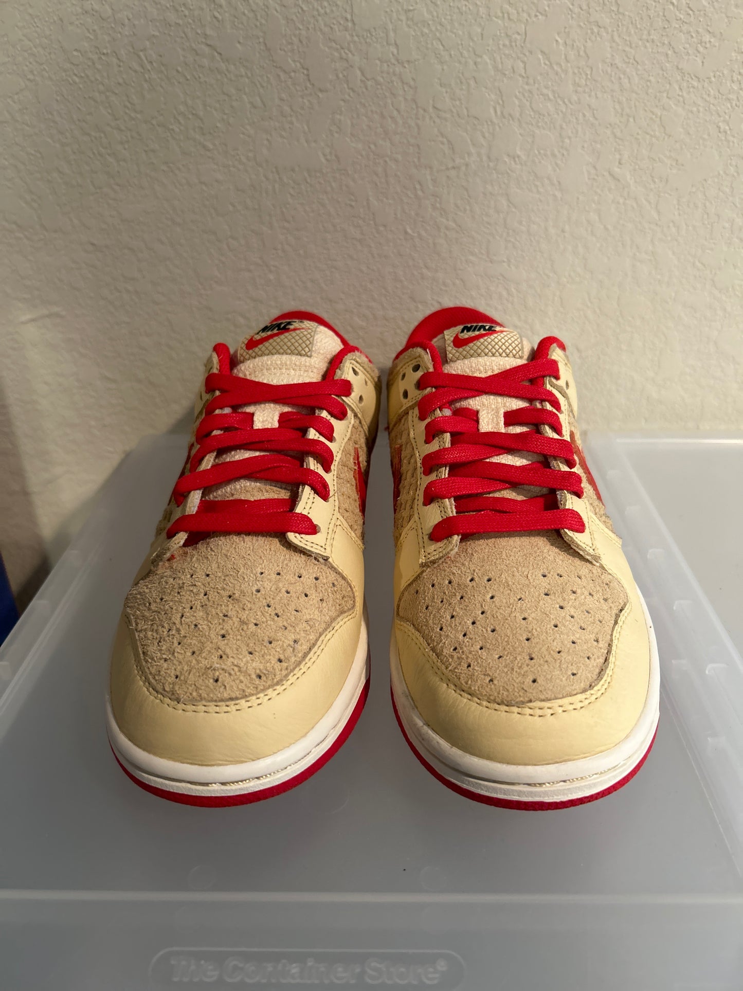 Nike Dunk Low Strawberry Waffle Size 8