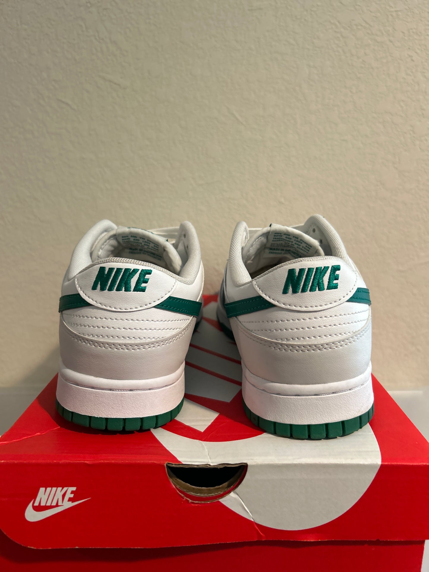 White Green Dunk Low Size 10.5