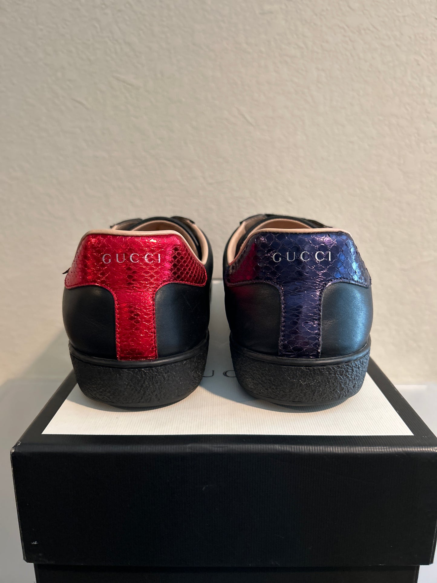 Gucci Ace Black Embroidered Size 12.5