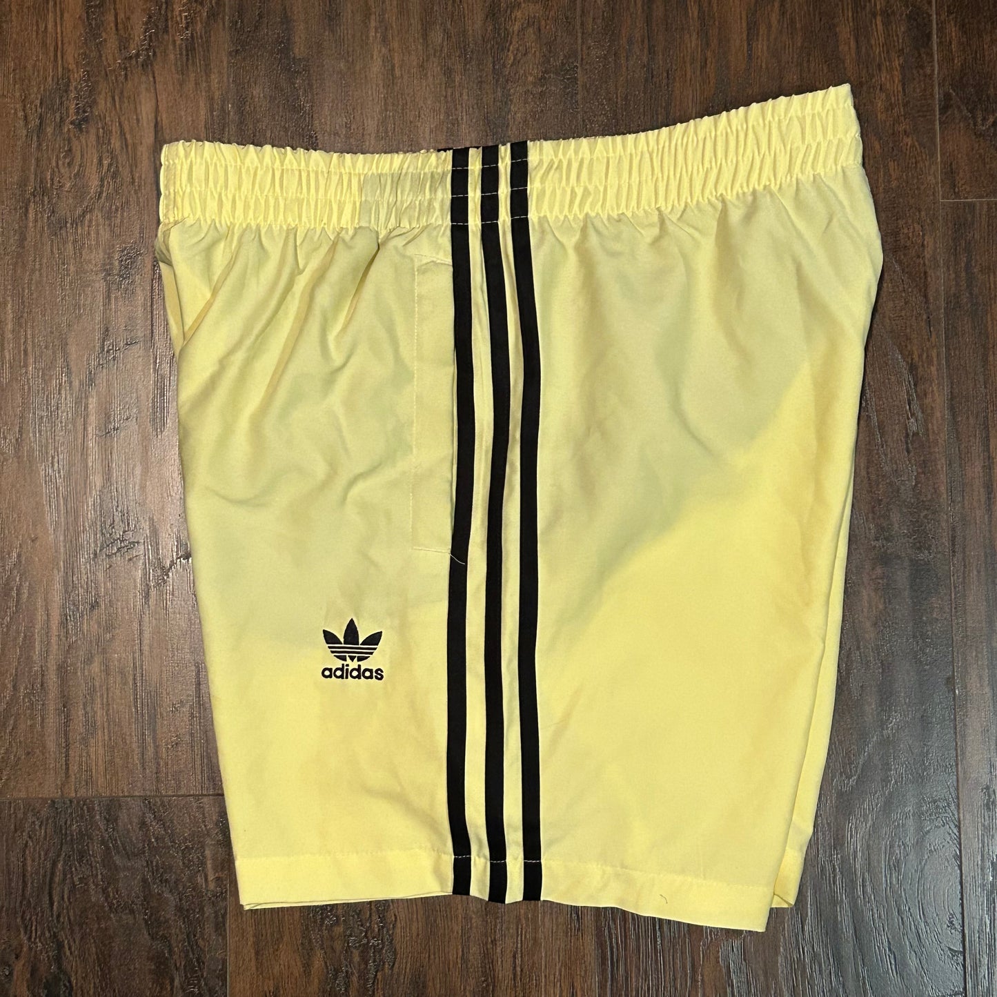 Adidas Pastel Yellow Shorts Size Medium