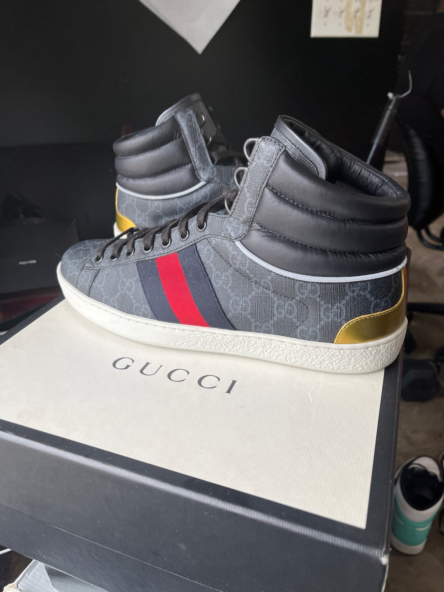 Gucci Monogram High Size 7.5 G