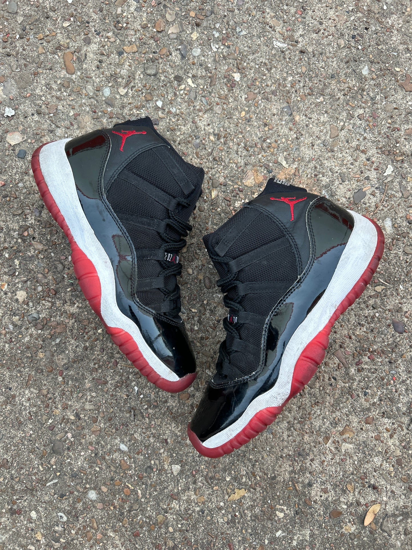 Jordan 11 Bred Size 7Y