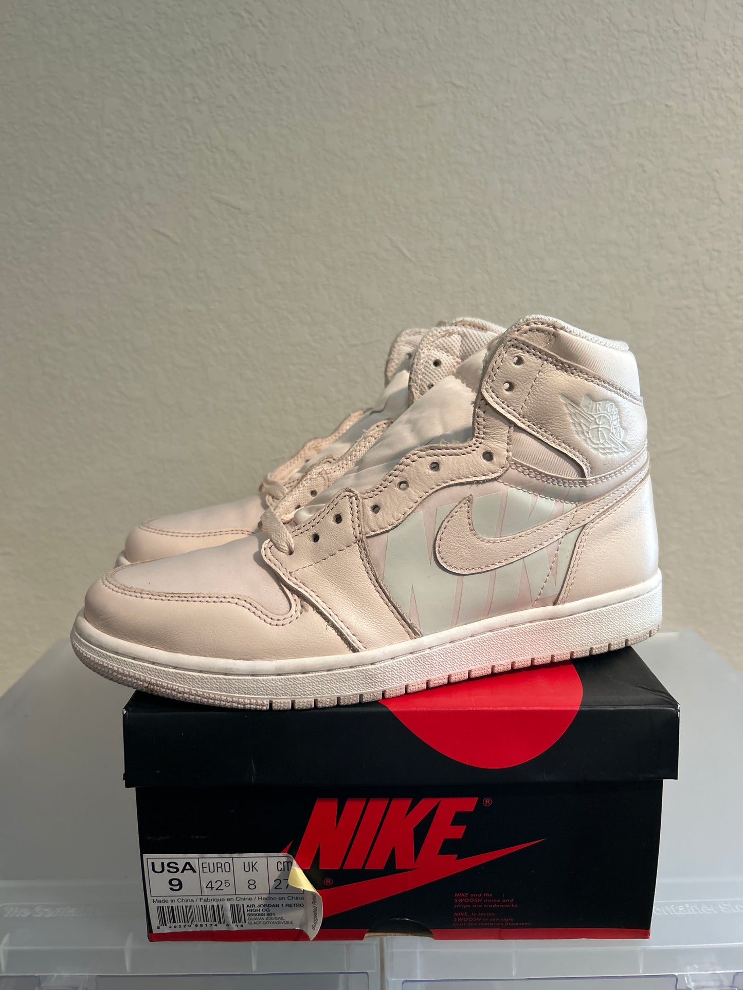 Jordan 1 High Guava Ice Size 9