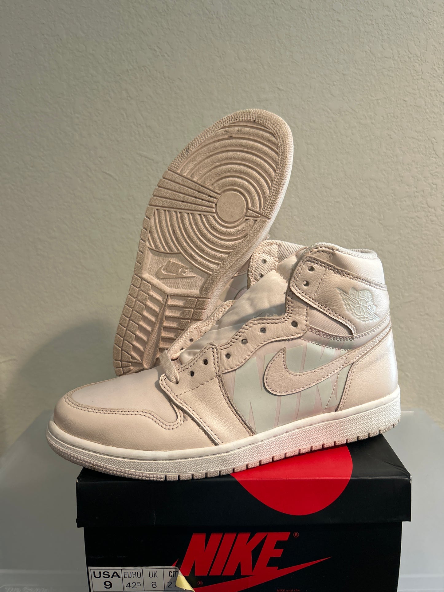 Jordan 1 High Guava Ice Size 9