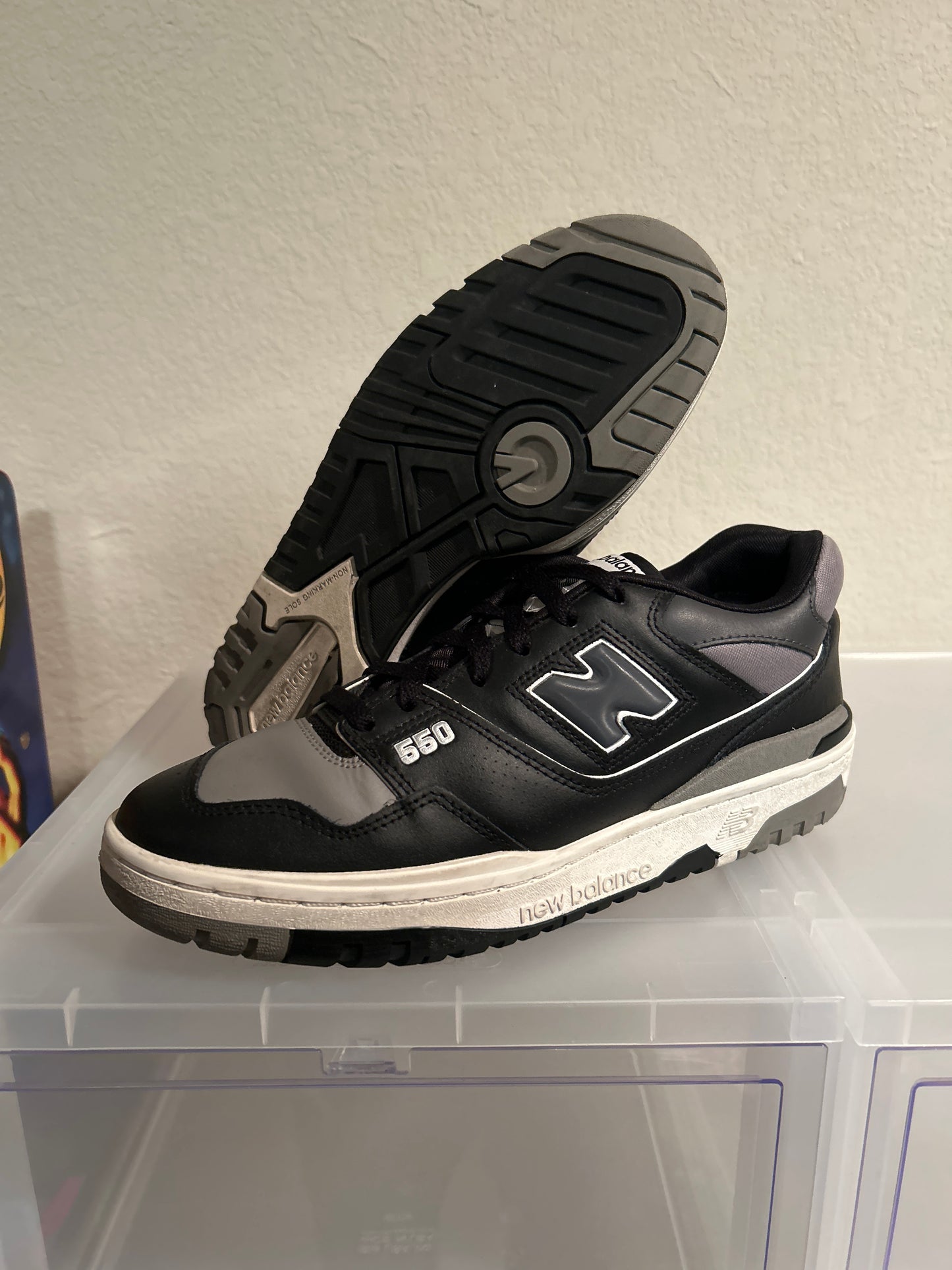 New Balance 550 Black White Size 8.5