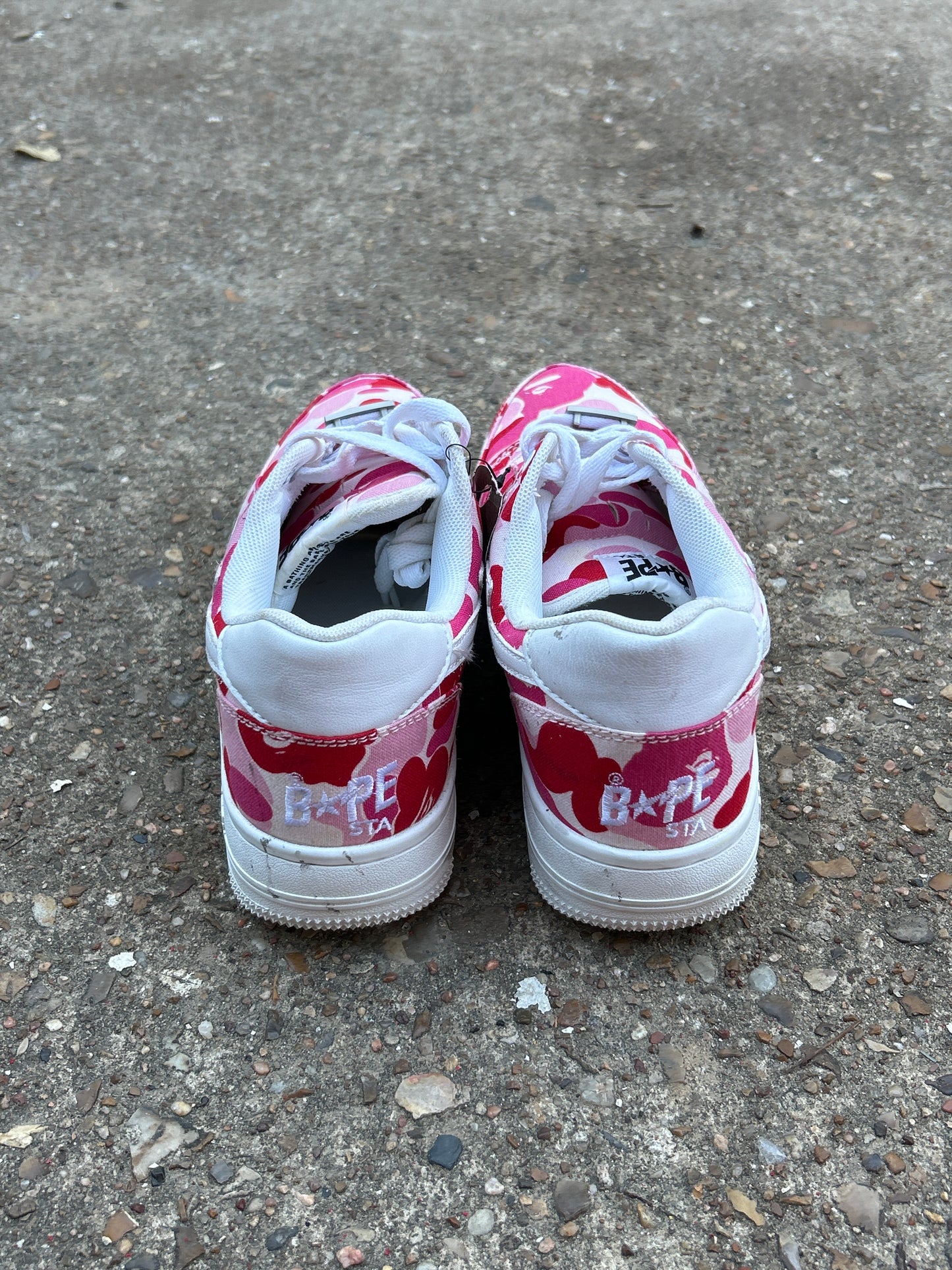 Bapesta Pink Camo Size 9.5