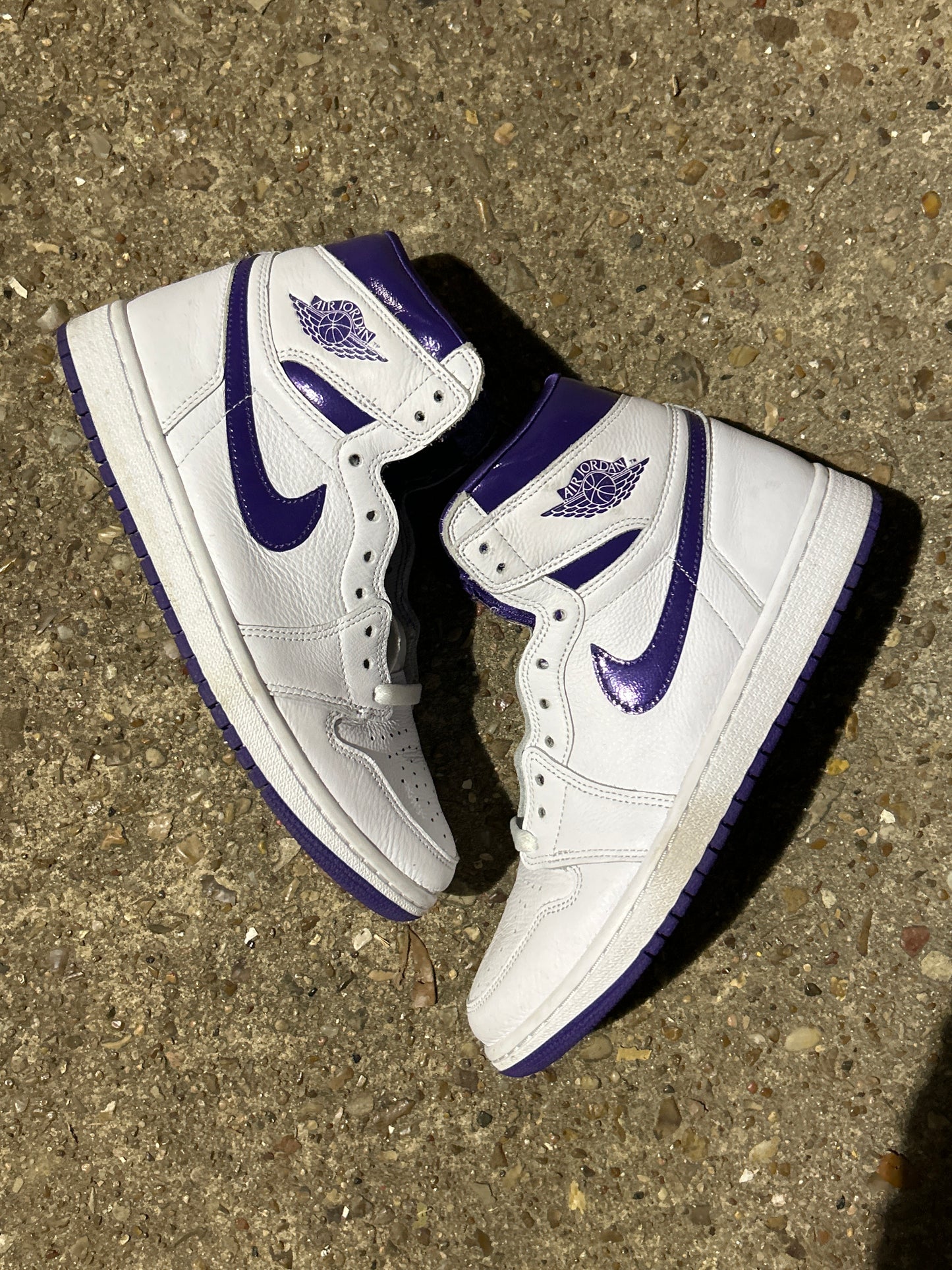 Jordan 1 High Metallic Purple Size 8.5W/7M