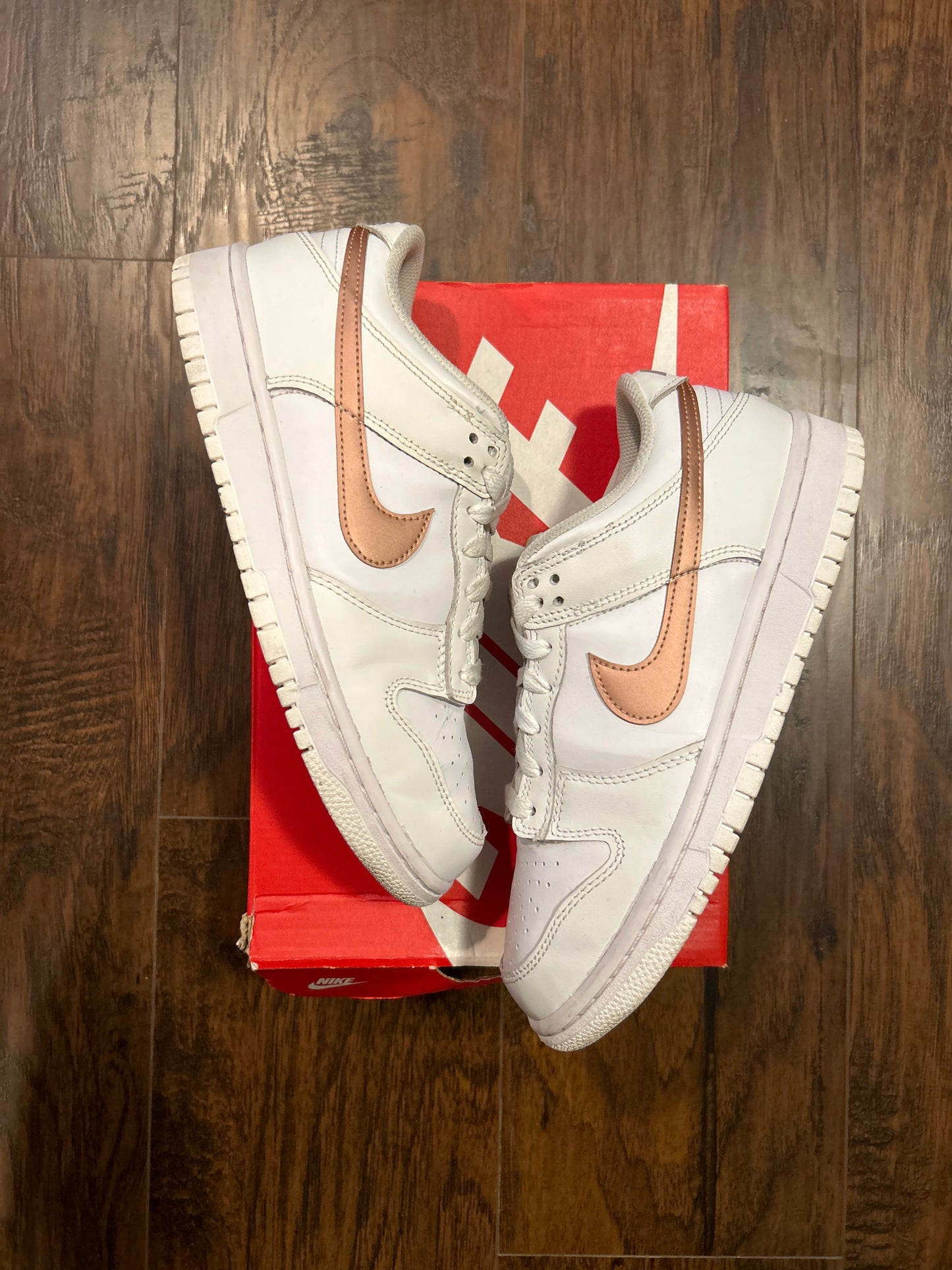 White Rose Gold Dunk Low Size 7Y