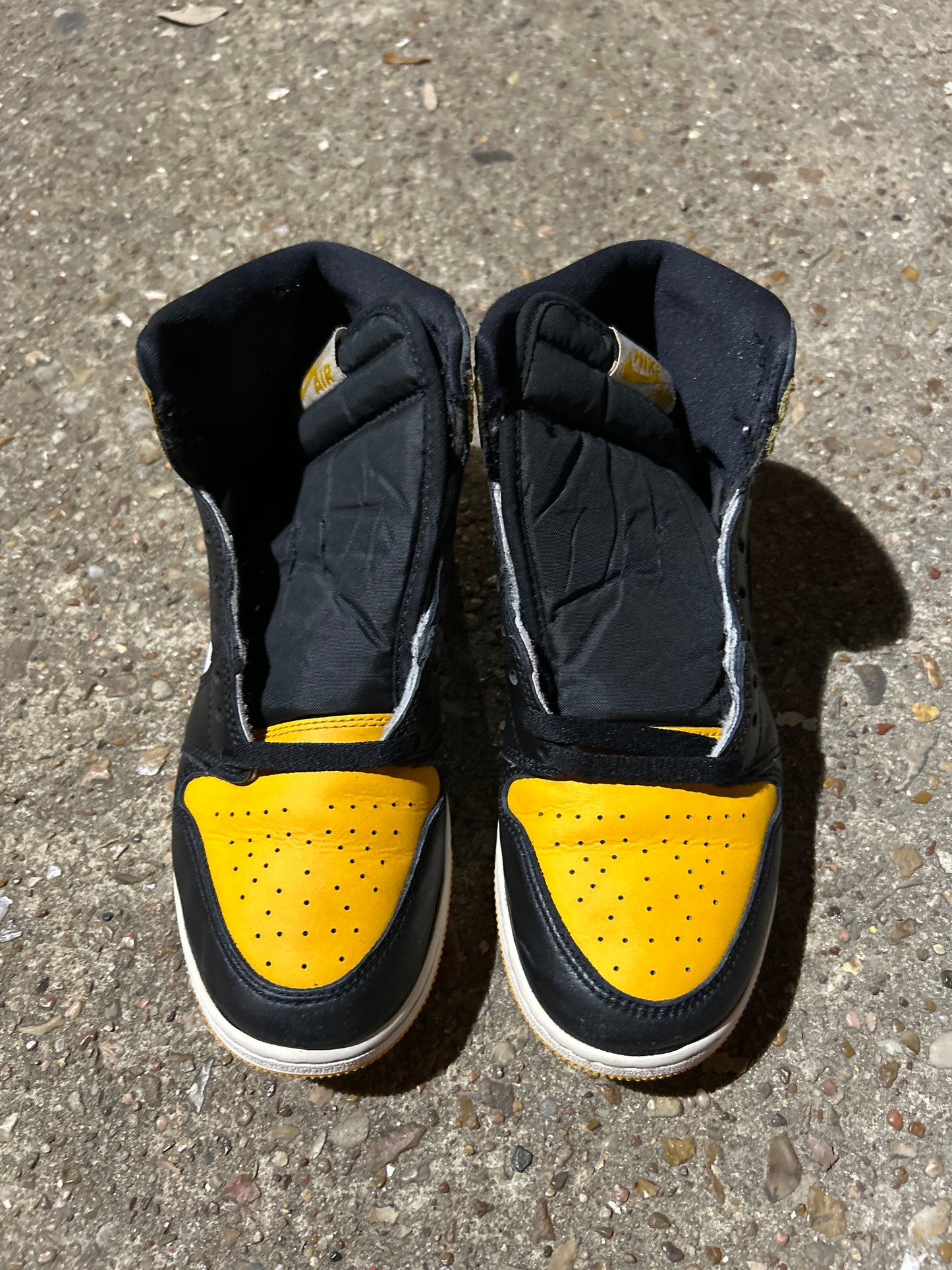 Jordan 1 High Taxi Size 6.5Y