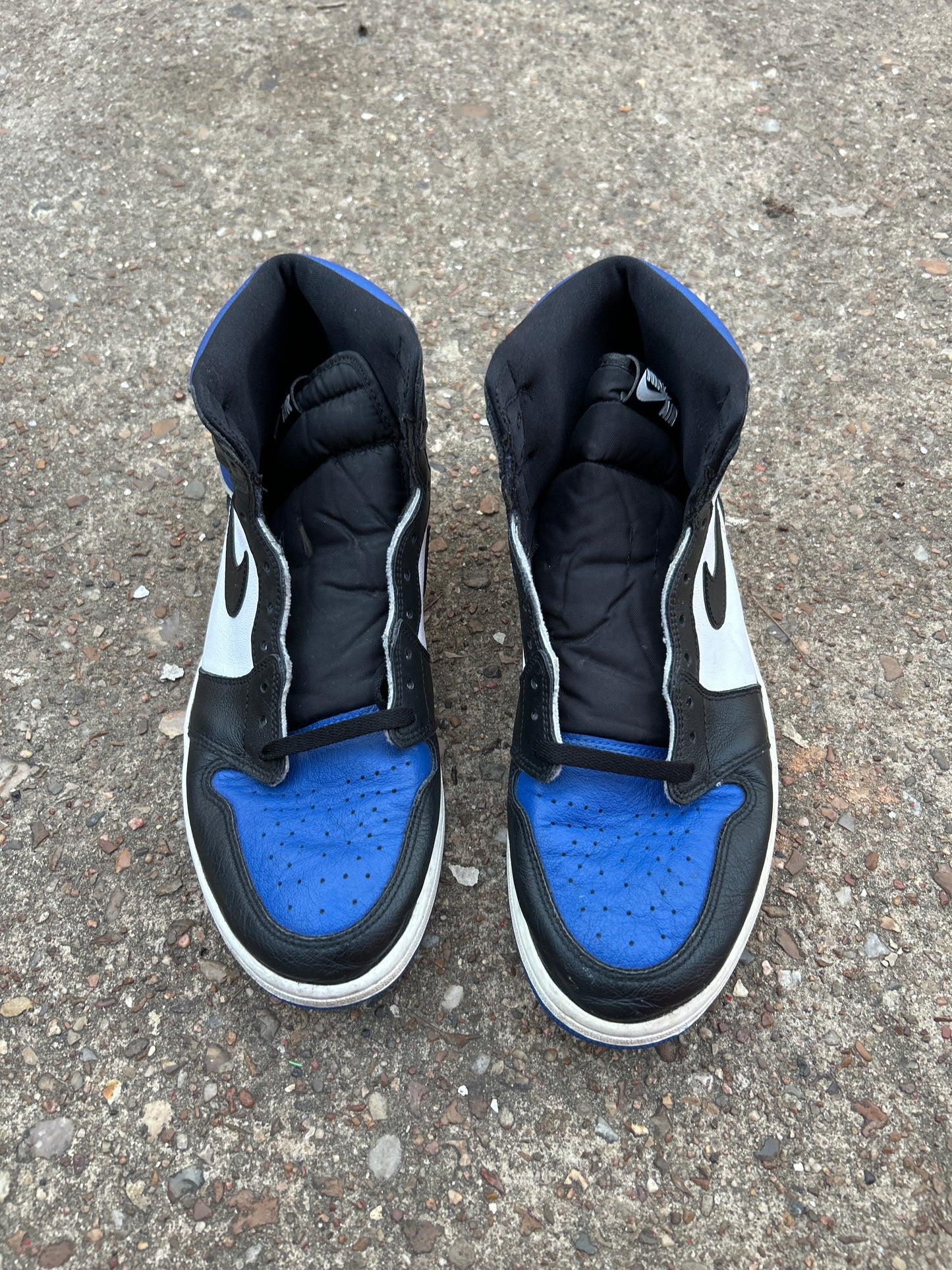 Jordan 1 High Hyper Royal Size 13