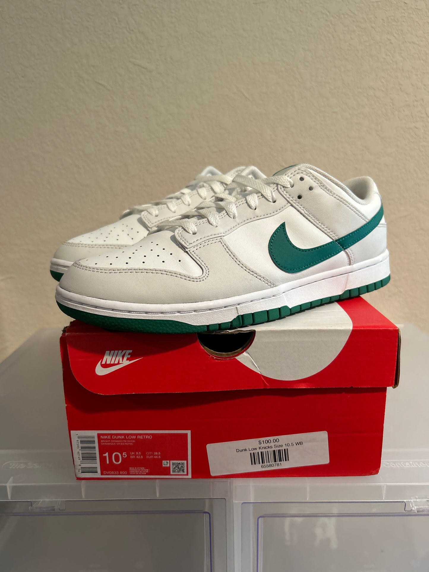 White Green Dunk Low Size 10.5