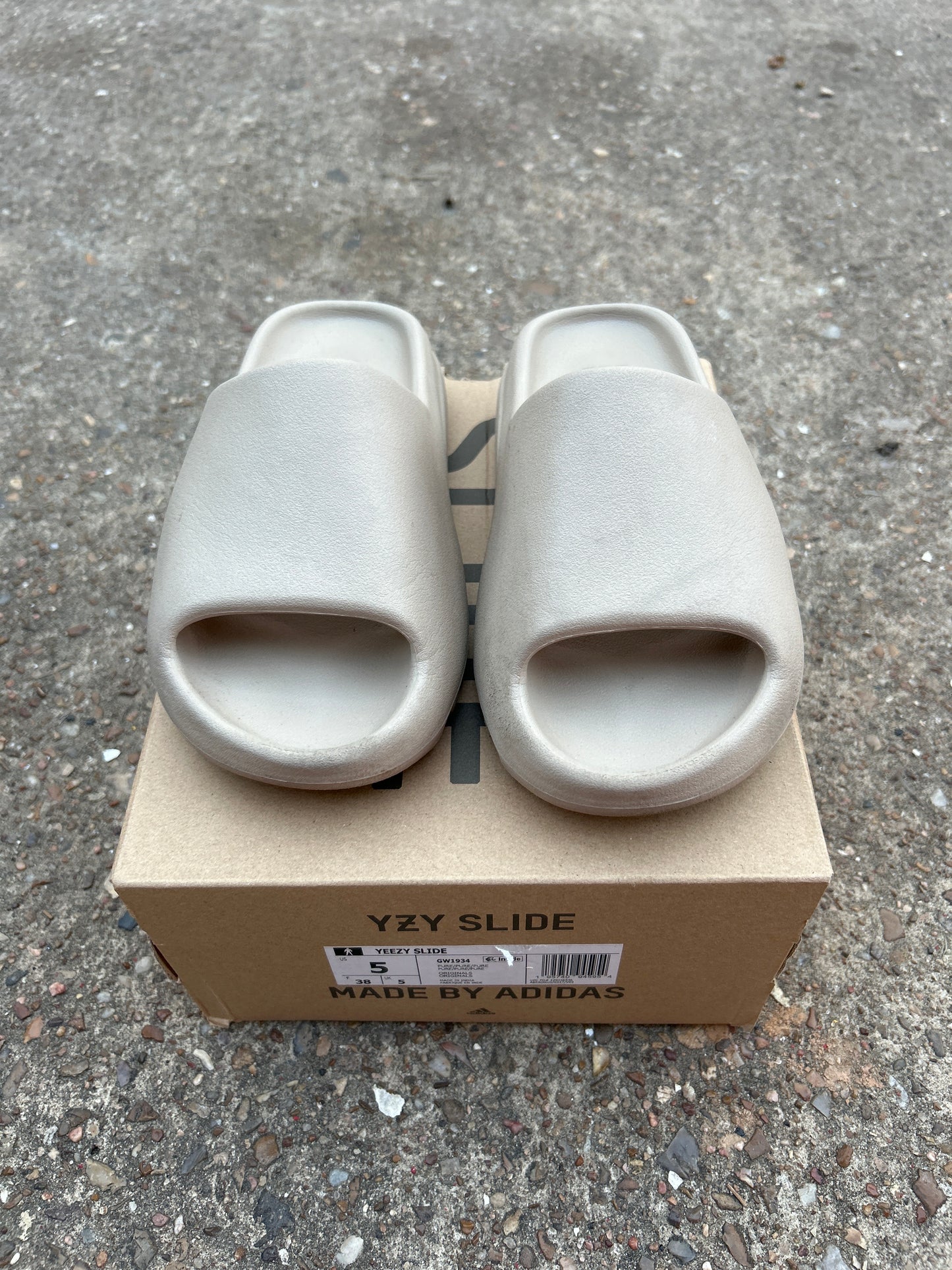 Yeezy Slide Pure Size 5