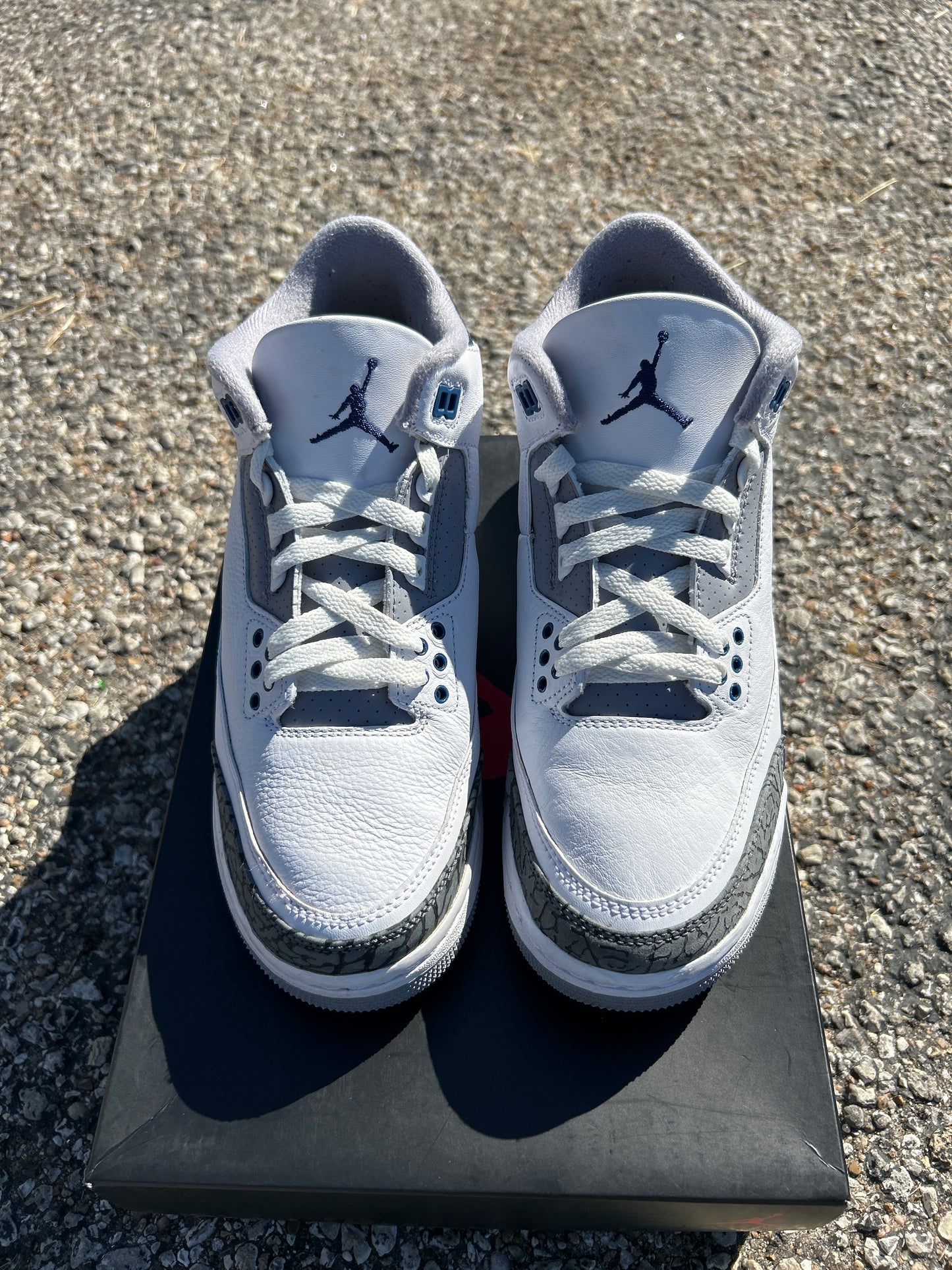 Jordan 3 Midnight Navy Size 7Y