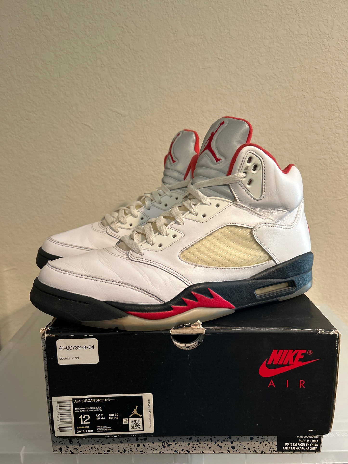 Jordan 5 Fire Red Size 12