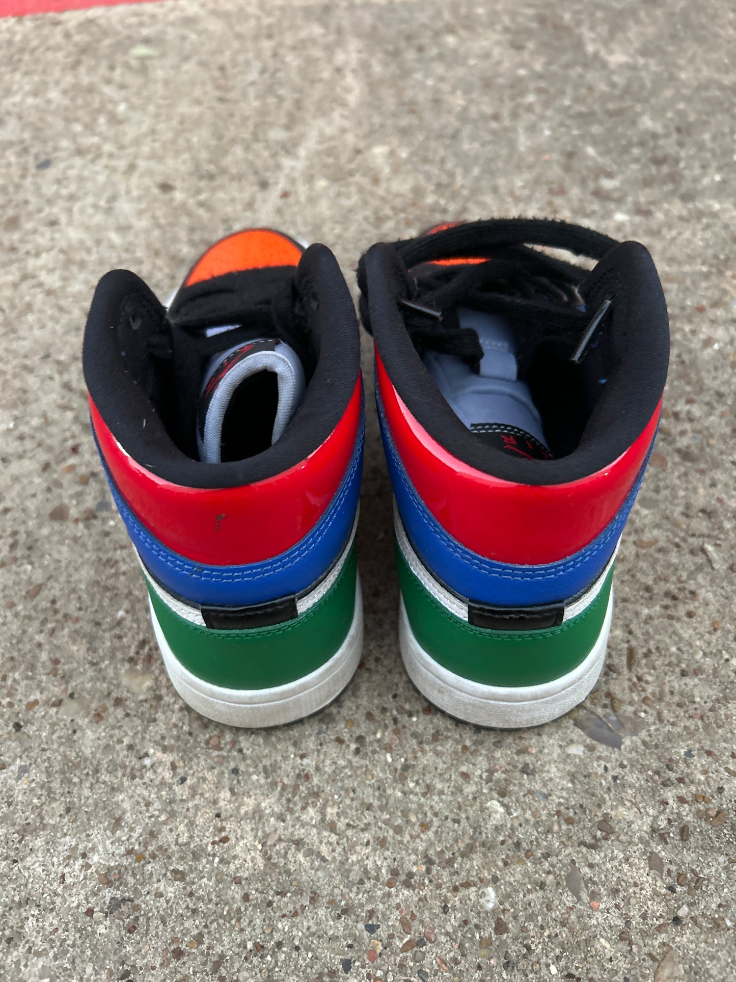 Jordan 1 Mid Multi Patent Size 5W/3.5M