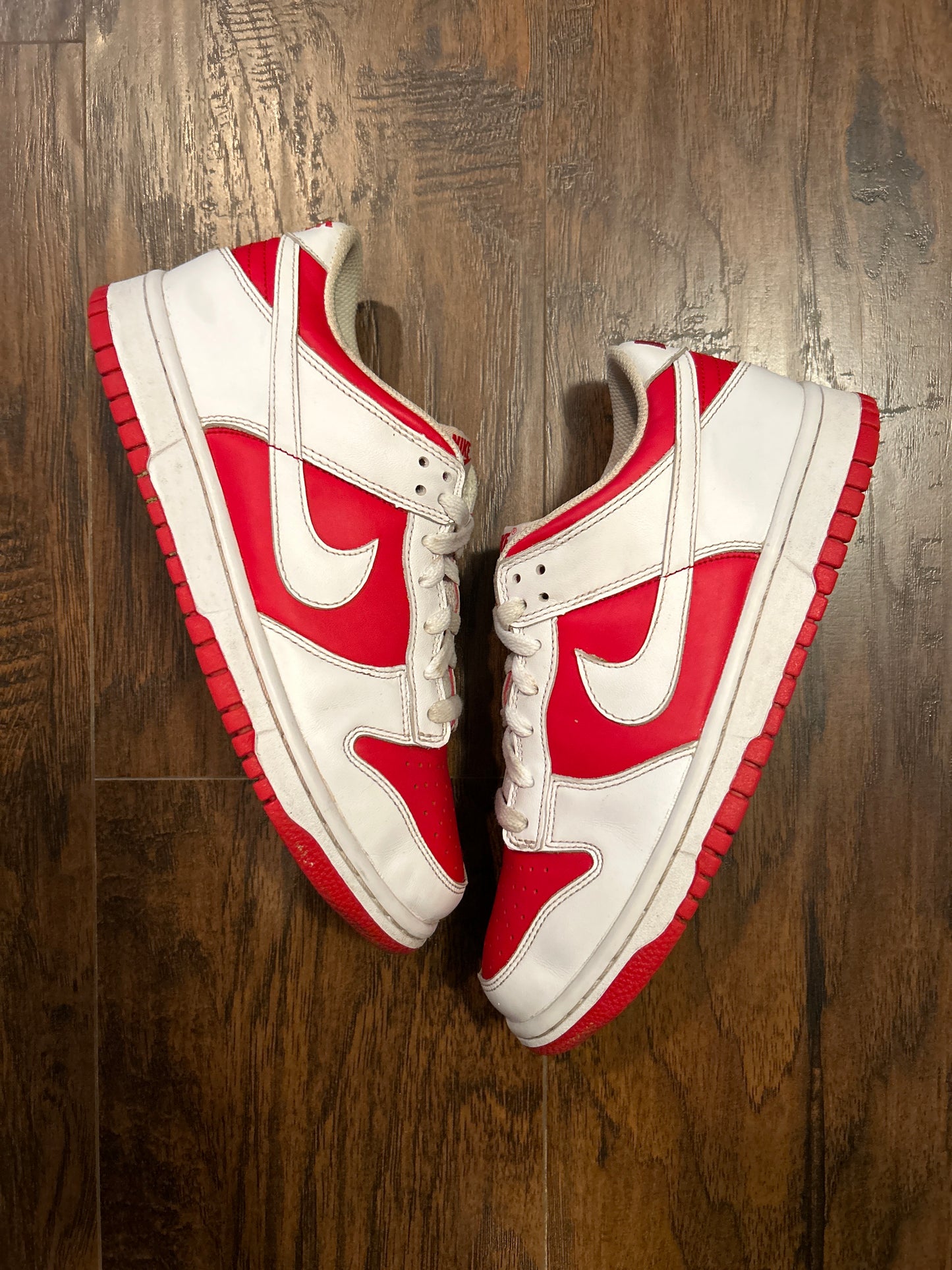 Champ Red Dunk Low Size 7Y