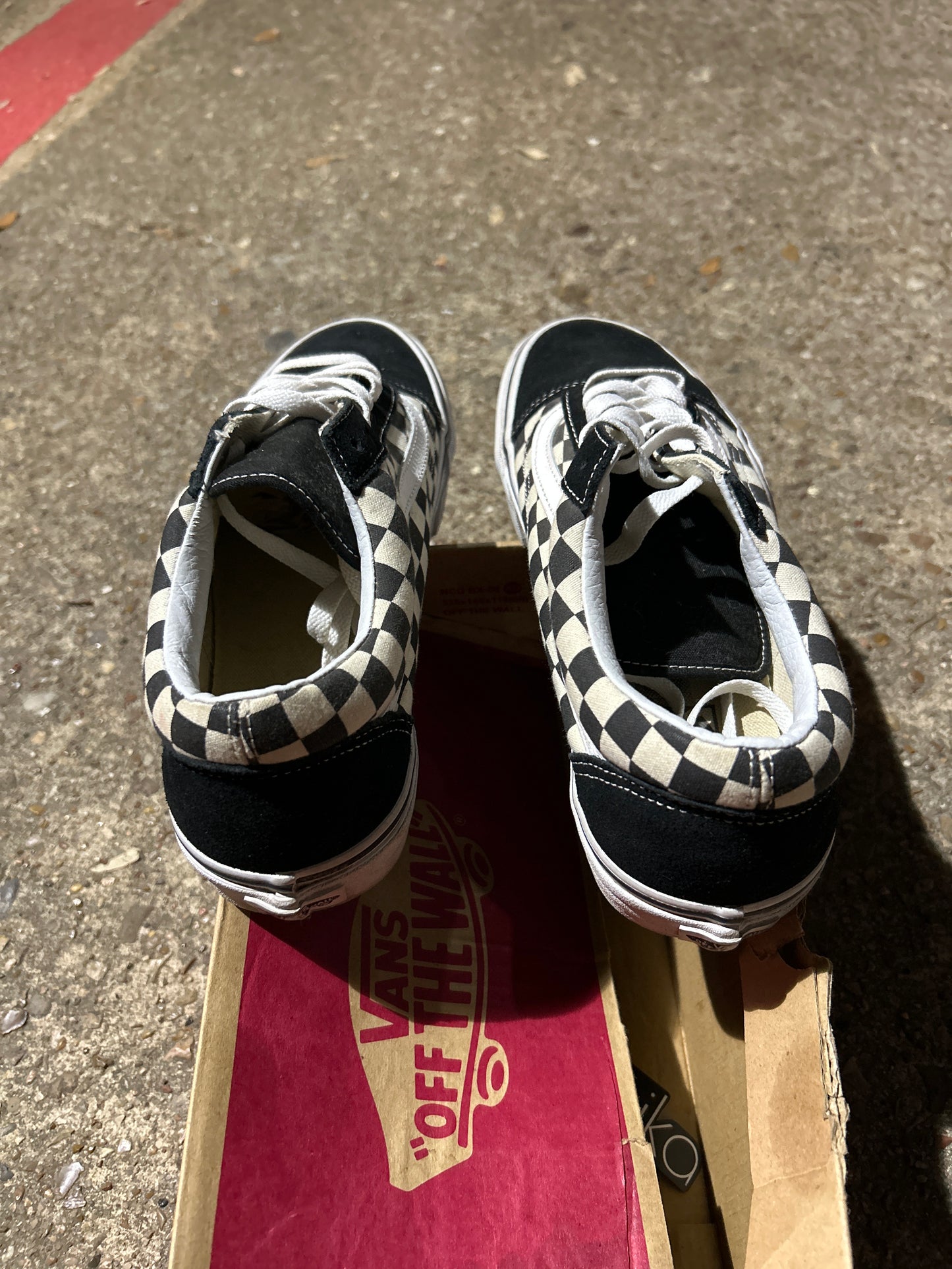 Vans Black Checkered Size 9.5