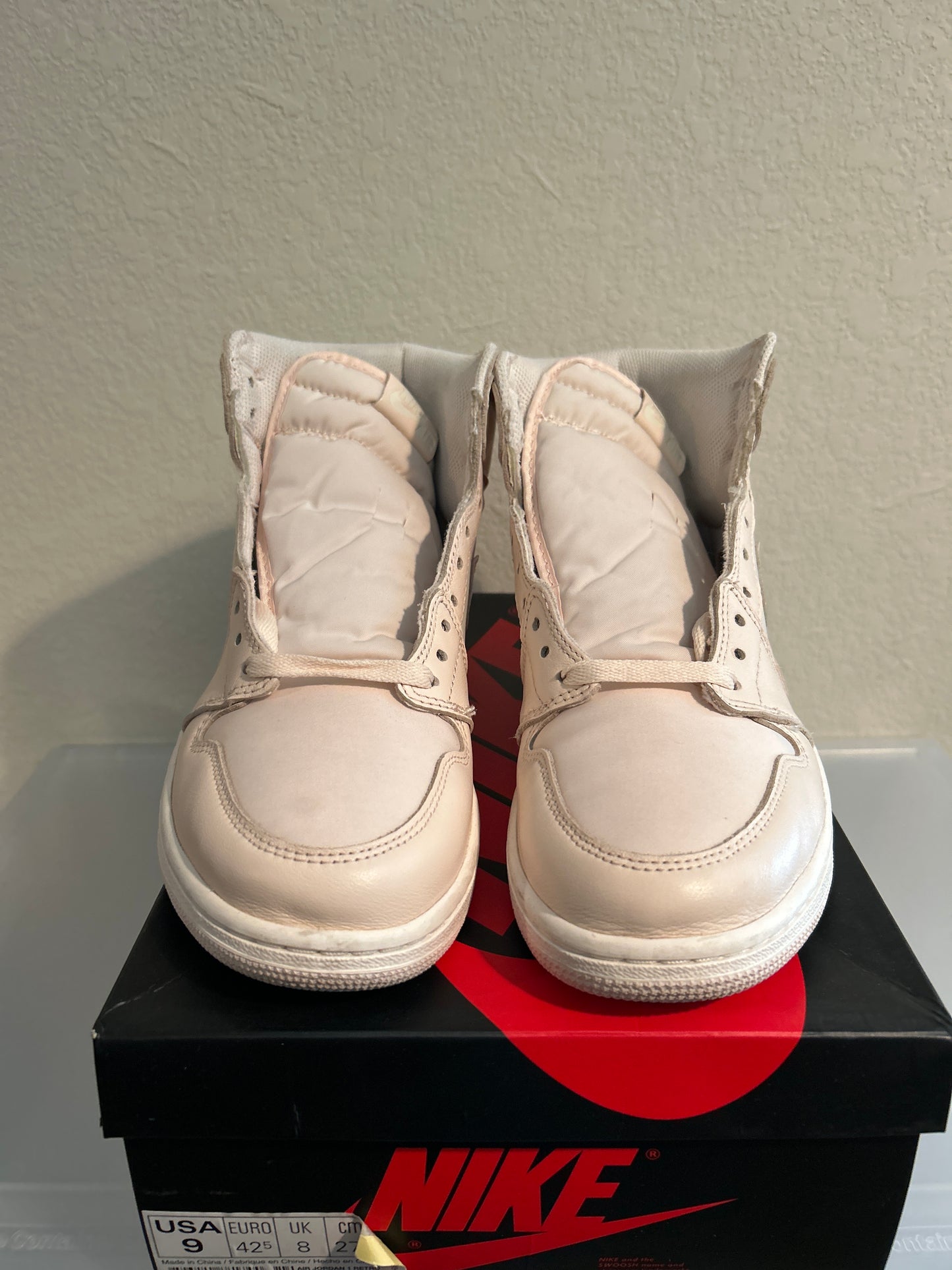 Jordan 1 High Guava Ice Size 9