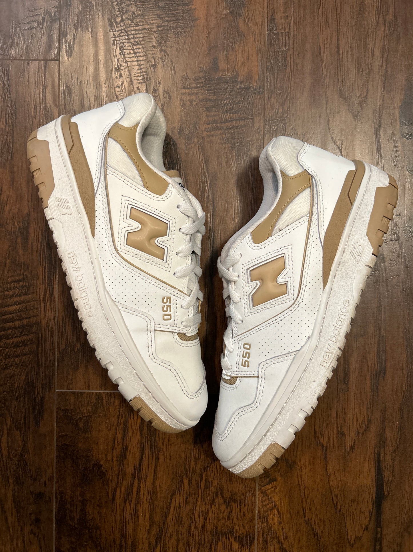 New Balance 550 White Wheat Size 9W/7.5M