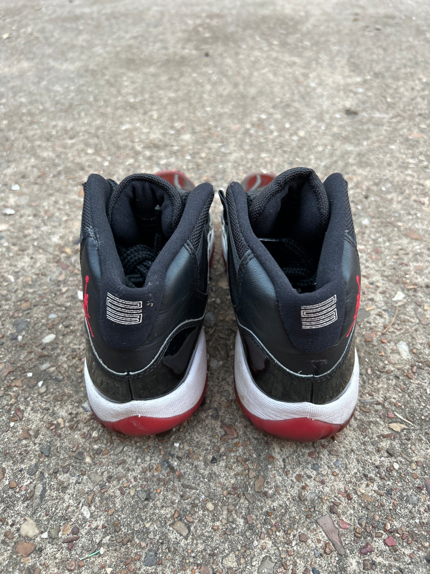 Jordan 11 Bred Size 7Y