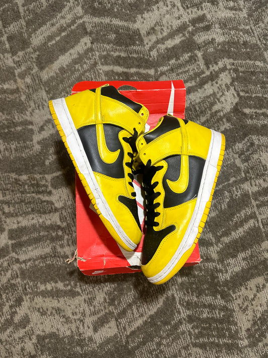 Nike Dunk Hi Maize Size 11