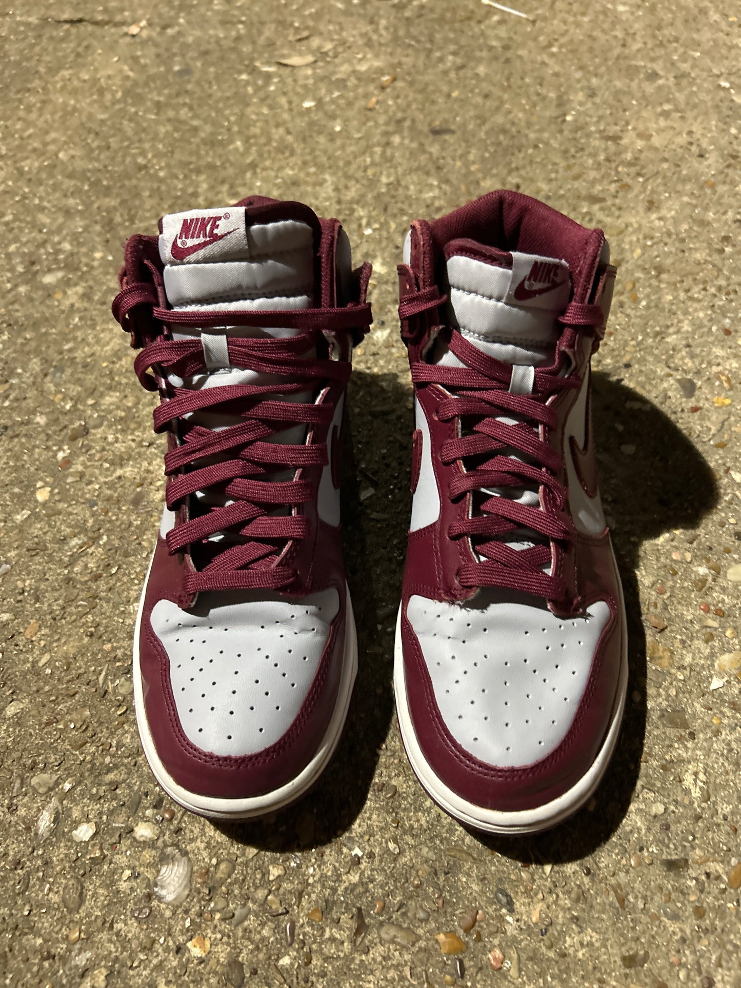 Nike Dunk High Burgundy Size 9