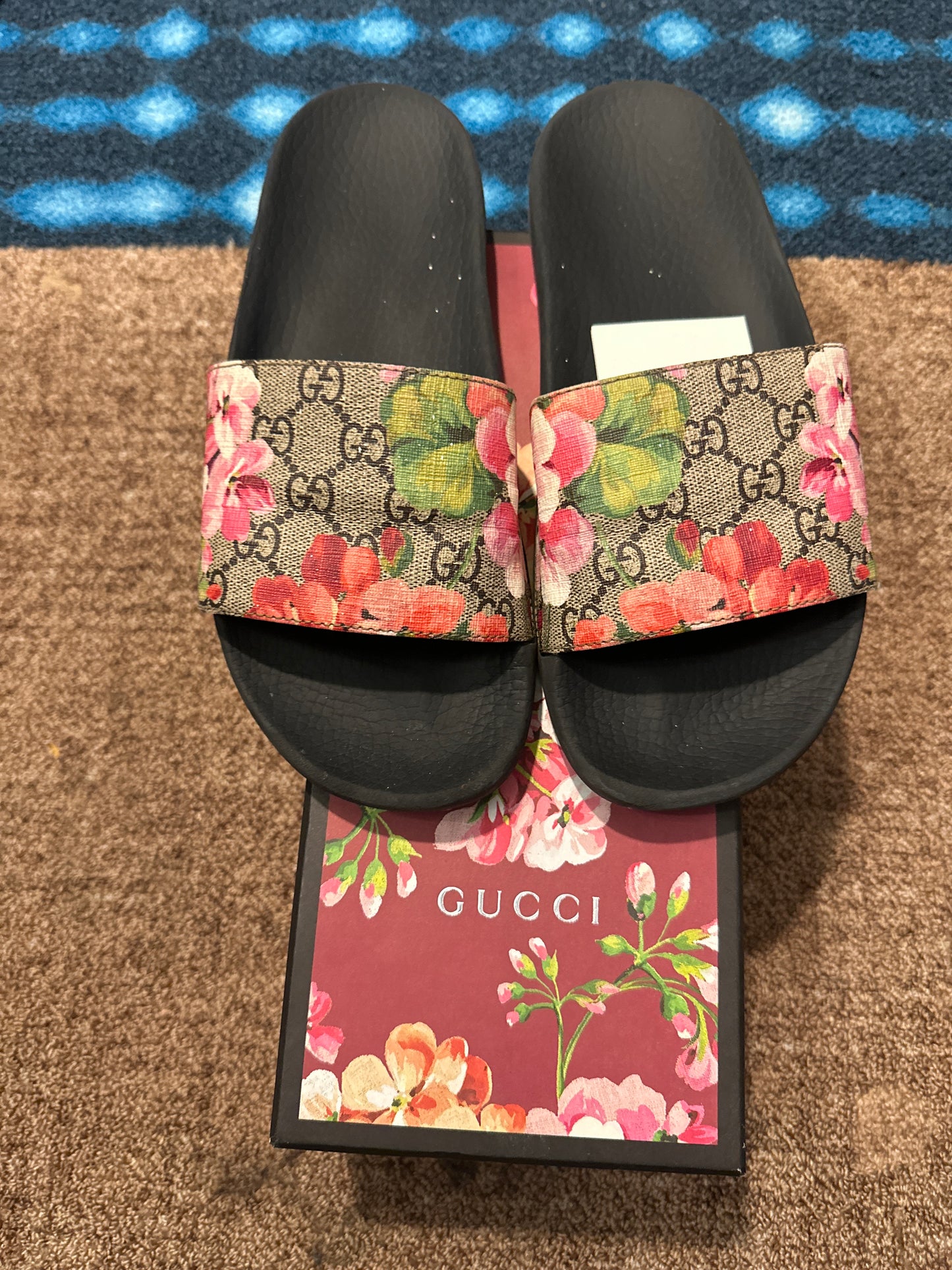 Gucci Slides Size 39