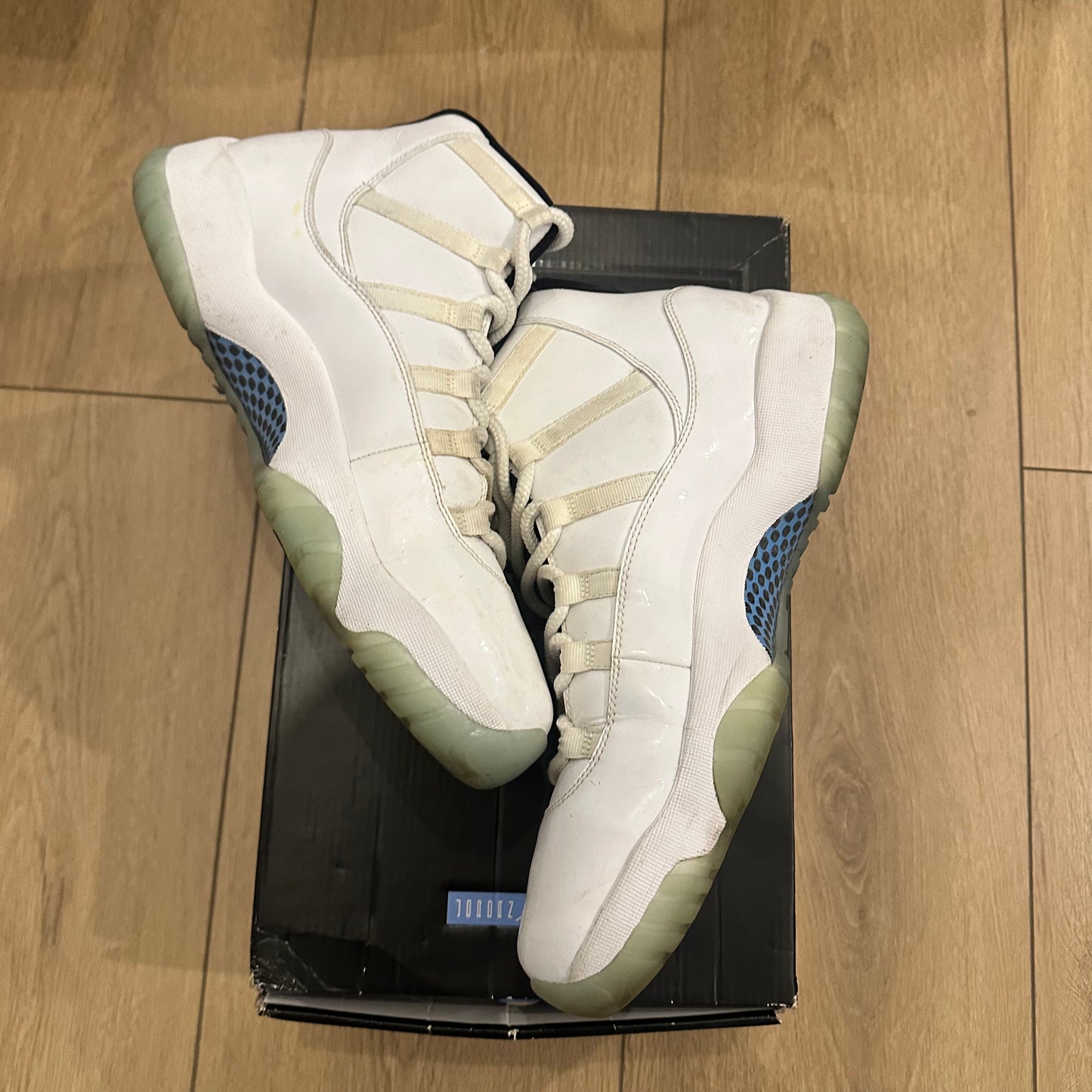 AJ11 Legend Blue Size 12