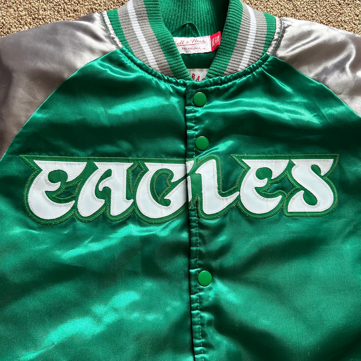 Philadelphia Eagles X Mitchell & Ness Satin Throwback Jacket Size S