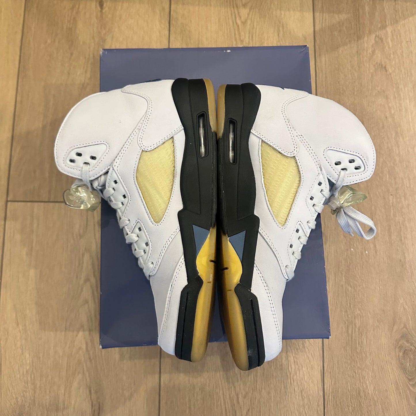 AJ5 AMM Size 11W/9.5M