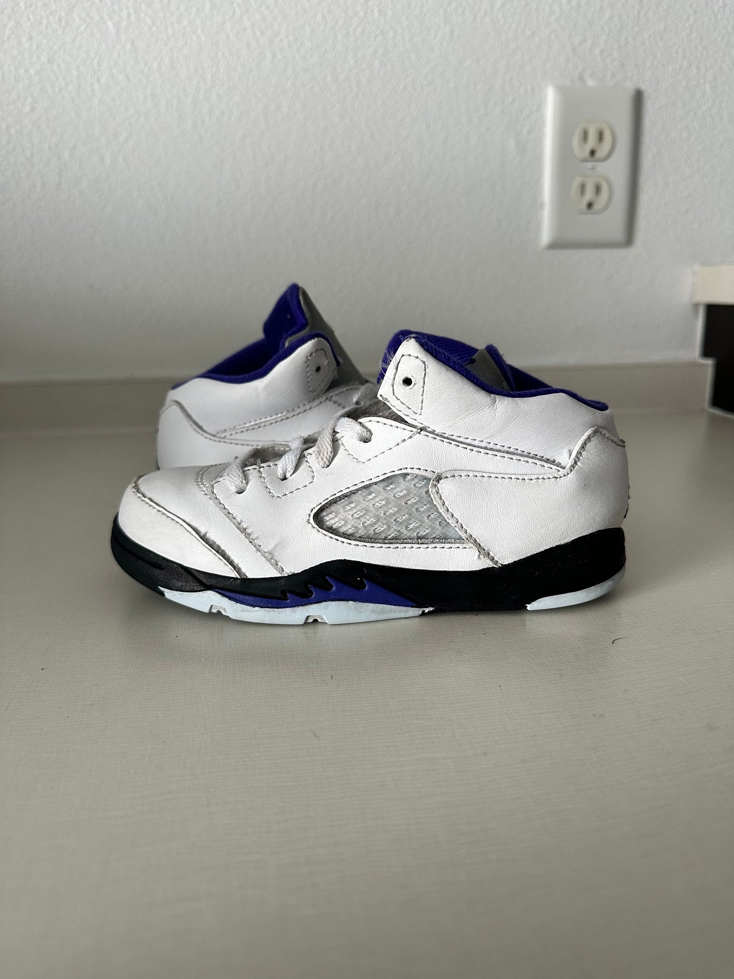 AJ5 Dark Concord Size 10C INFANT