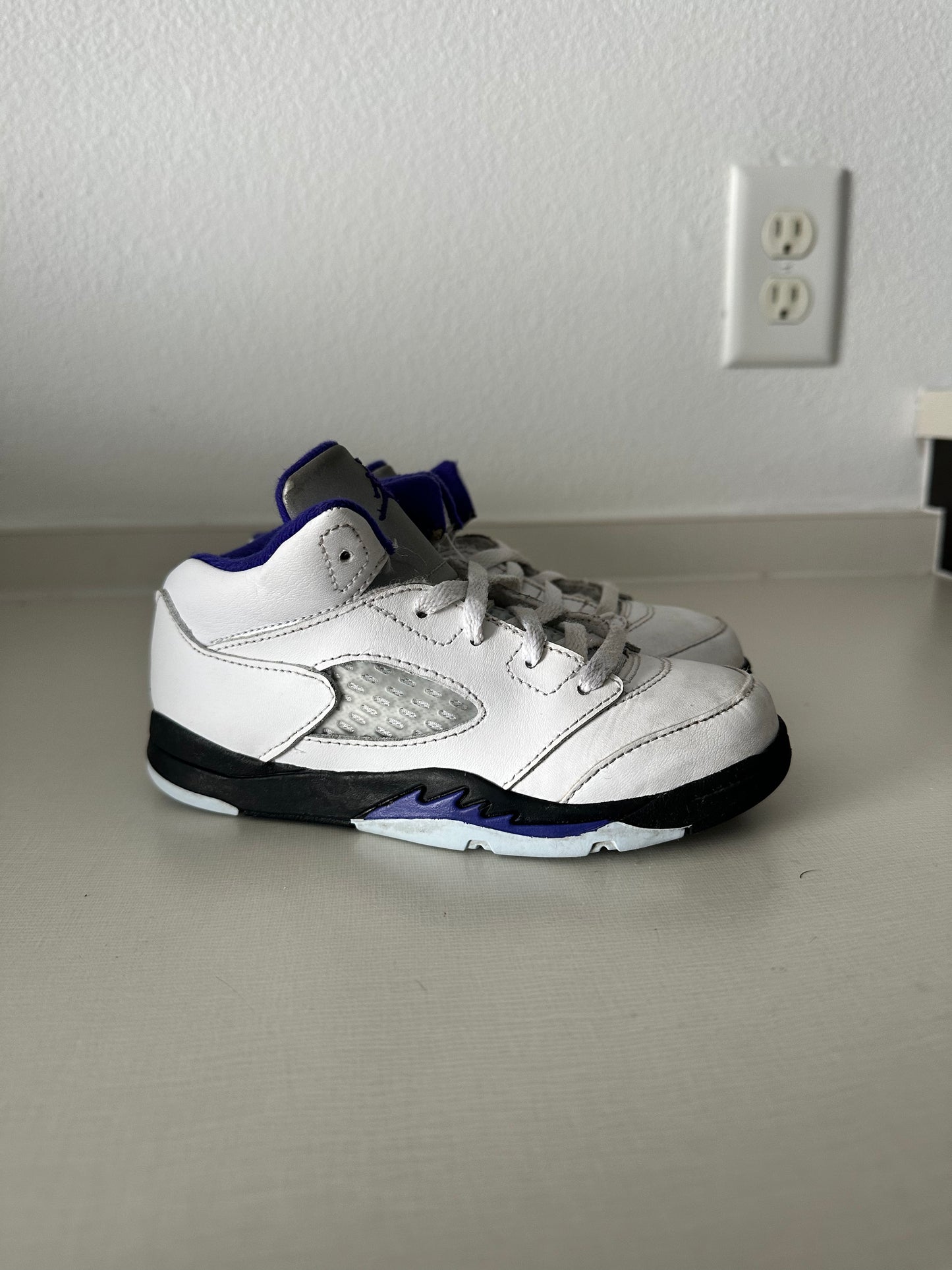 AJ5 Dark Concord Size 10C INFANT