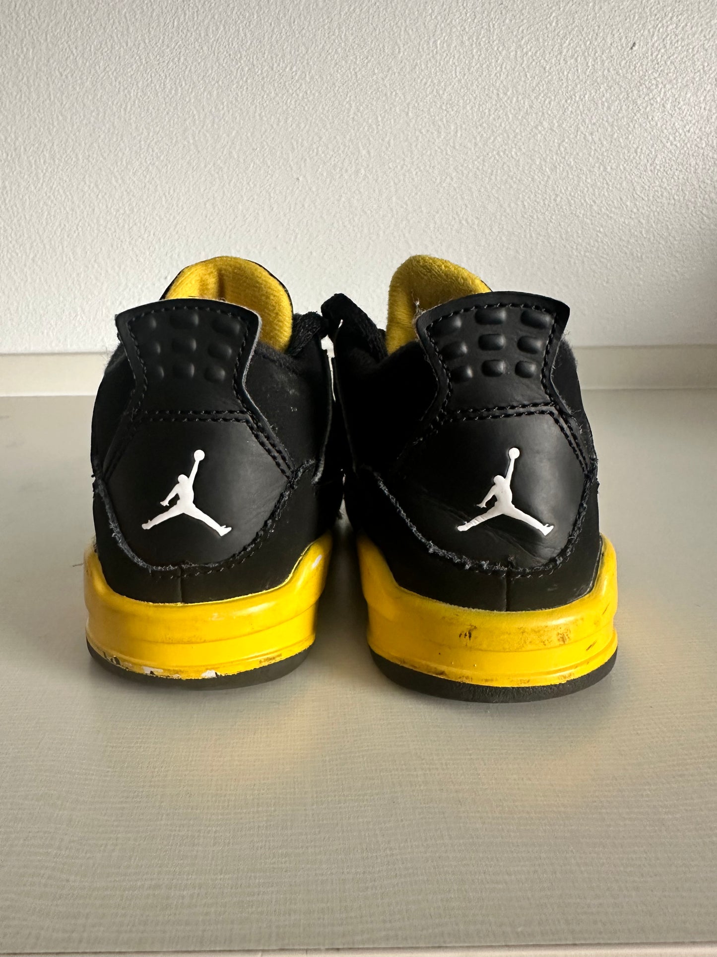 AJ4 Thunder Size 9C