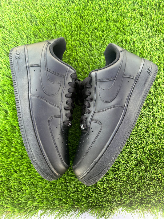 Nike Air Force 1 Black Size 10